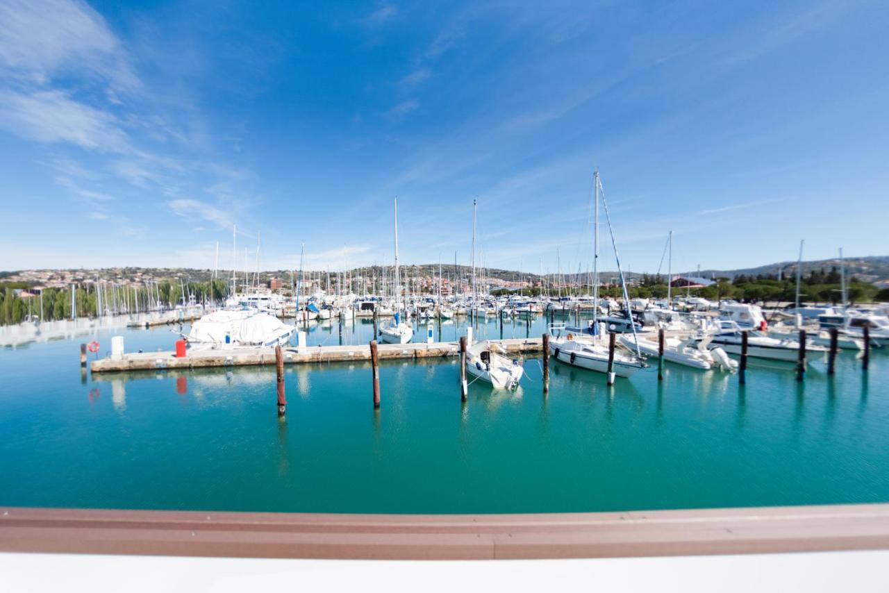 Вілла Adria Portoroz Luxury Houseboat Екстер'єр фото
