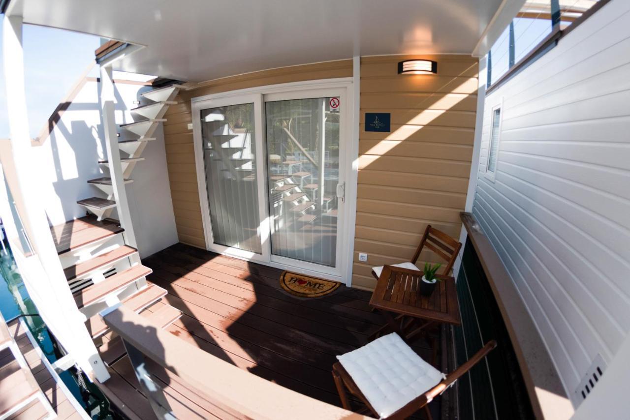 Вілла Adria Portoroz Luxury Houseboat Екстер'єр фото