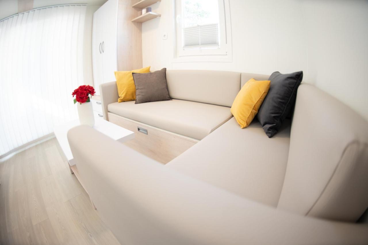 Вілла Adria Portoroz Luxury Houseboat Екстер'єр фото